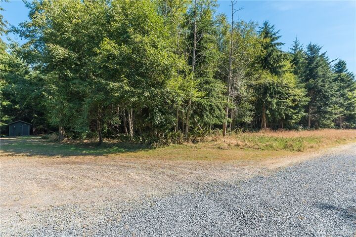 Property Photo: 24 Parker Woods Lane WA 98239