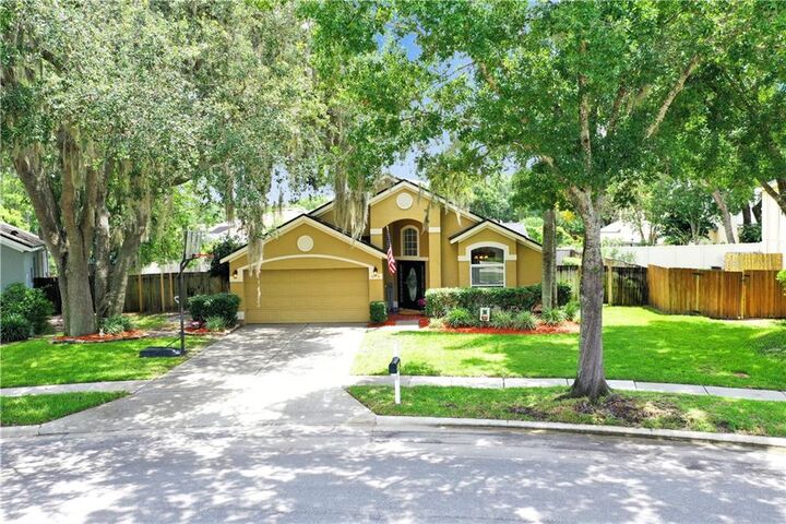 Property Photo:  616 Lake Claire Court  FL 32765 