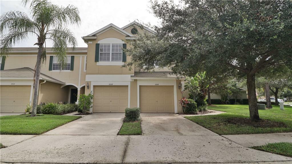 Property Photo:  1006 Vista Cay Court  FL 33511 