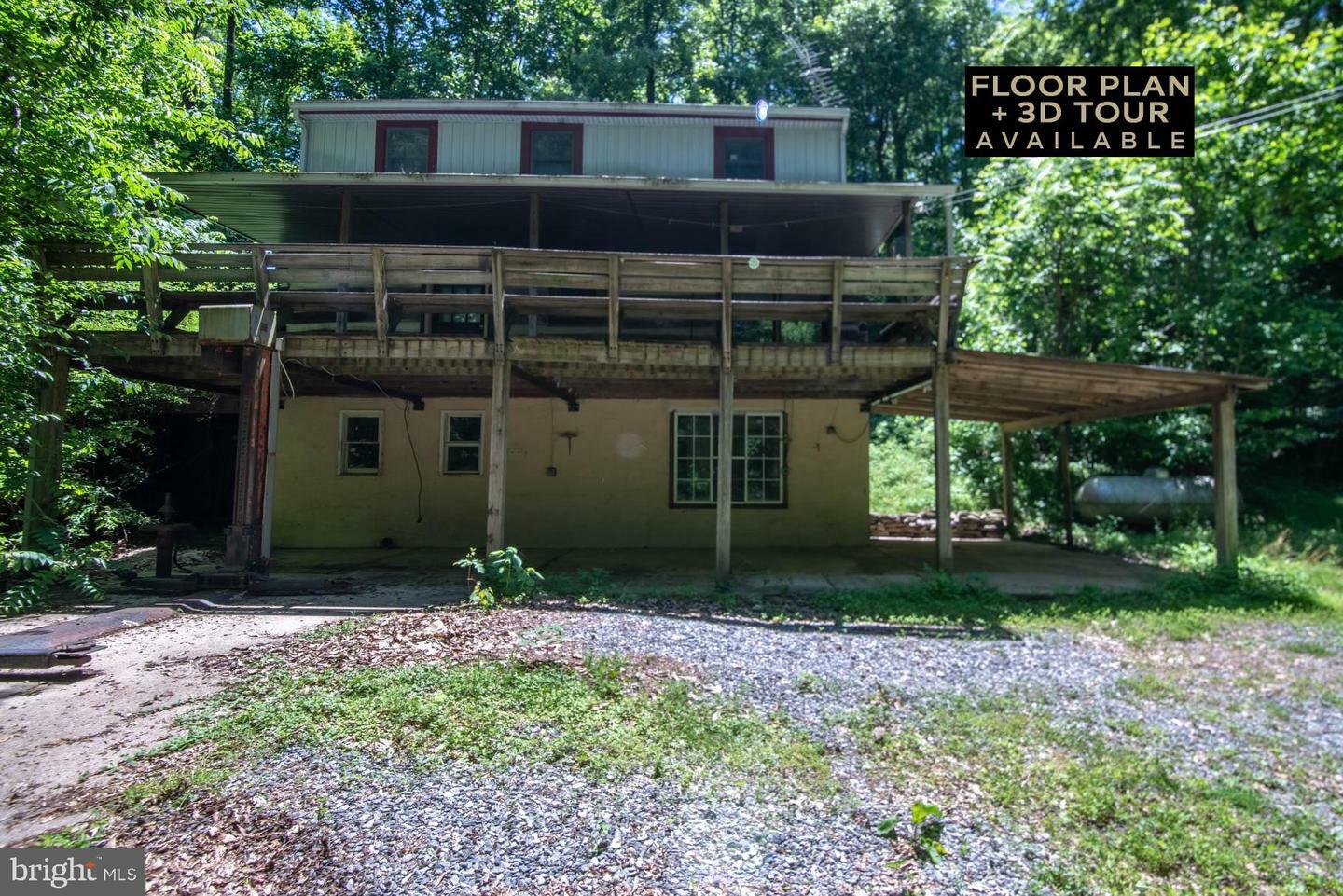 Property Photo:  319 Barcroft Rd  PA 17406 