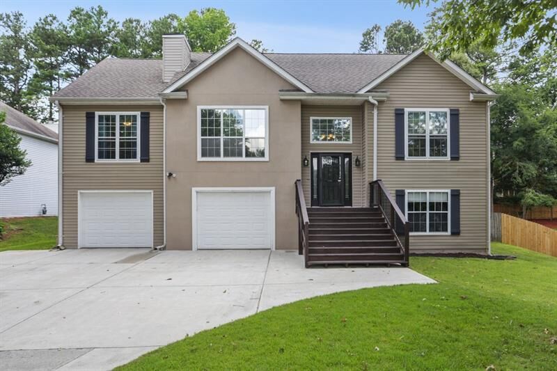 Property Photo: 1620 Clark Lake Drive NW GA 30102
