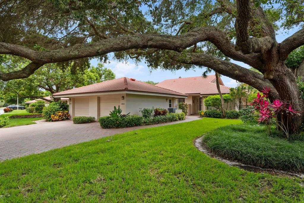 Property Photo:  4844 Kestral Park Circle 16  FL 34231 