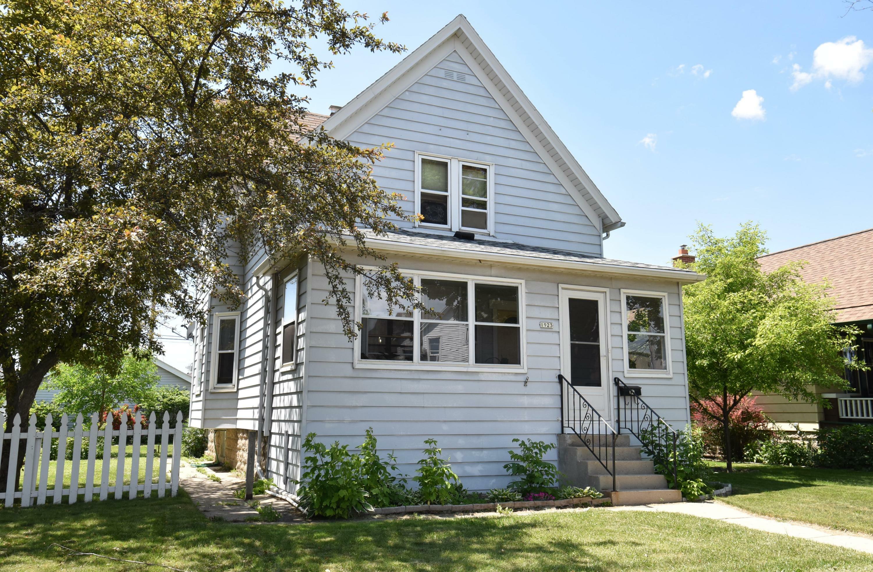 Property Photo:  1923 S 59th St  WI 53219 