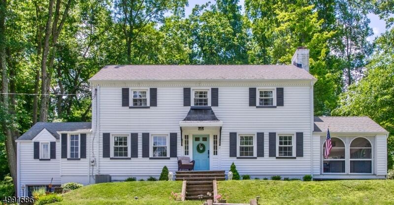 Property Photo:  16 Armstrong Rd  NJ 07960 