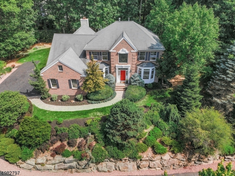 Property Photo: 10 Farrington Ln NJ 07869
