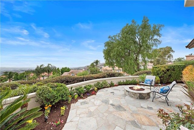 Property Photo: 19111 Willow Brook Lane CA 92679