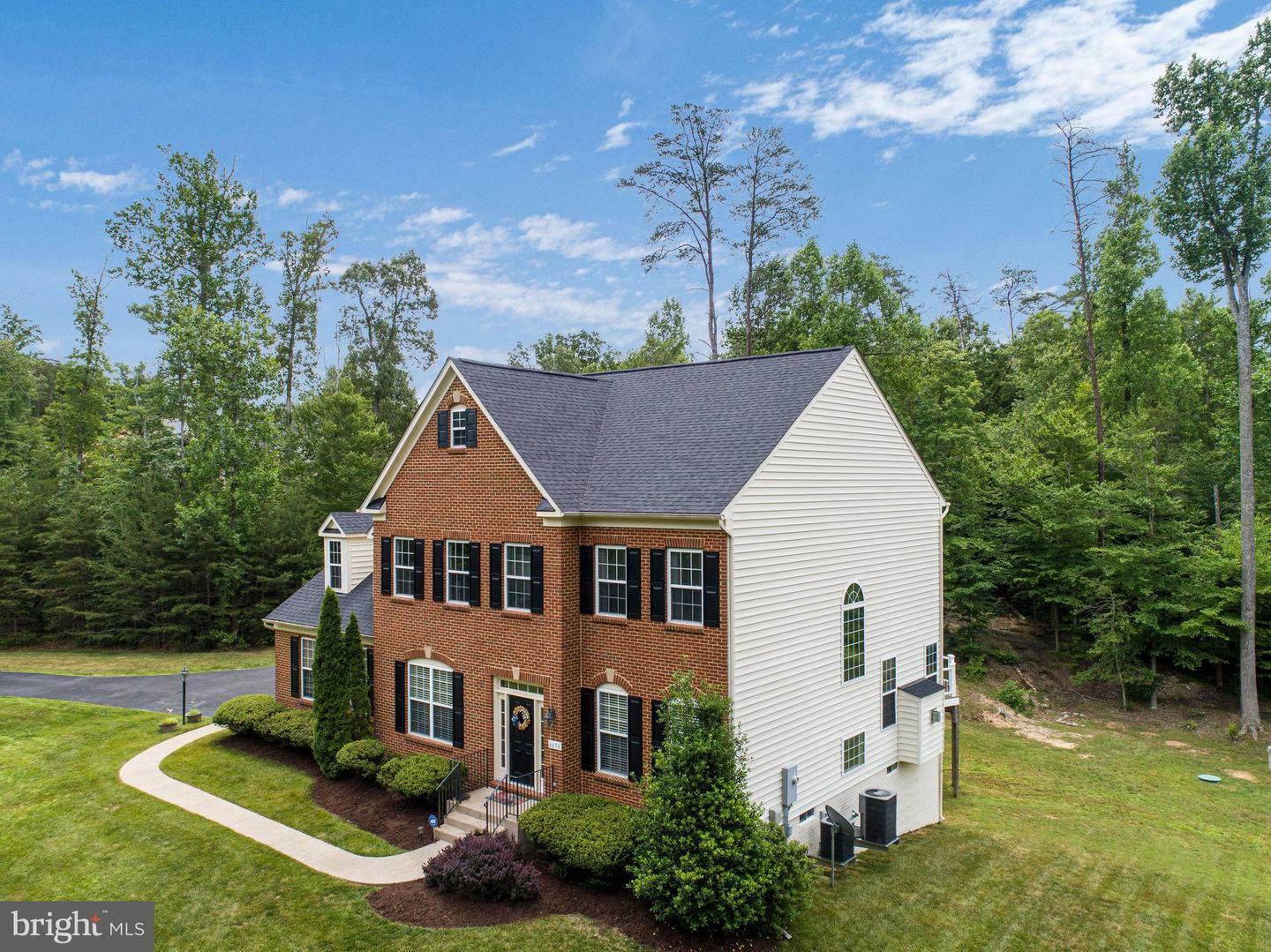 Property Photo:  6650 Passage Creek Lane  VA 20112 