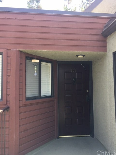 Property Photo: 1809 Peyton Avenue 303 CA 91504