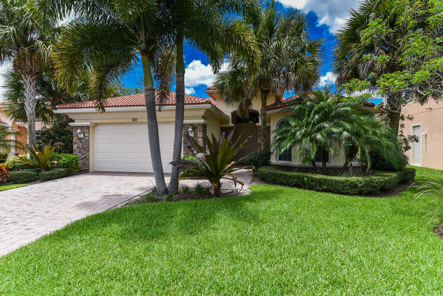 Property Photo:  201 Carina Drive  FL 33478 