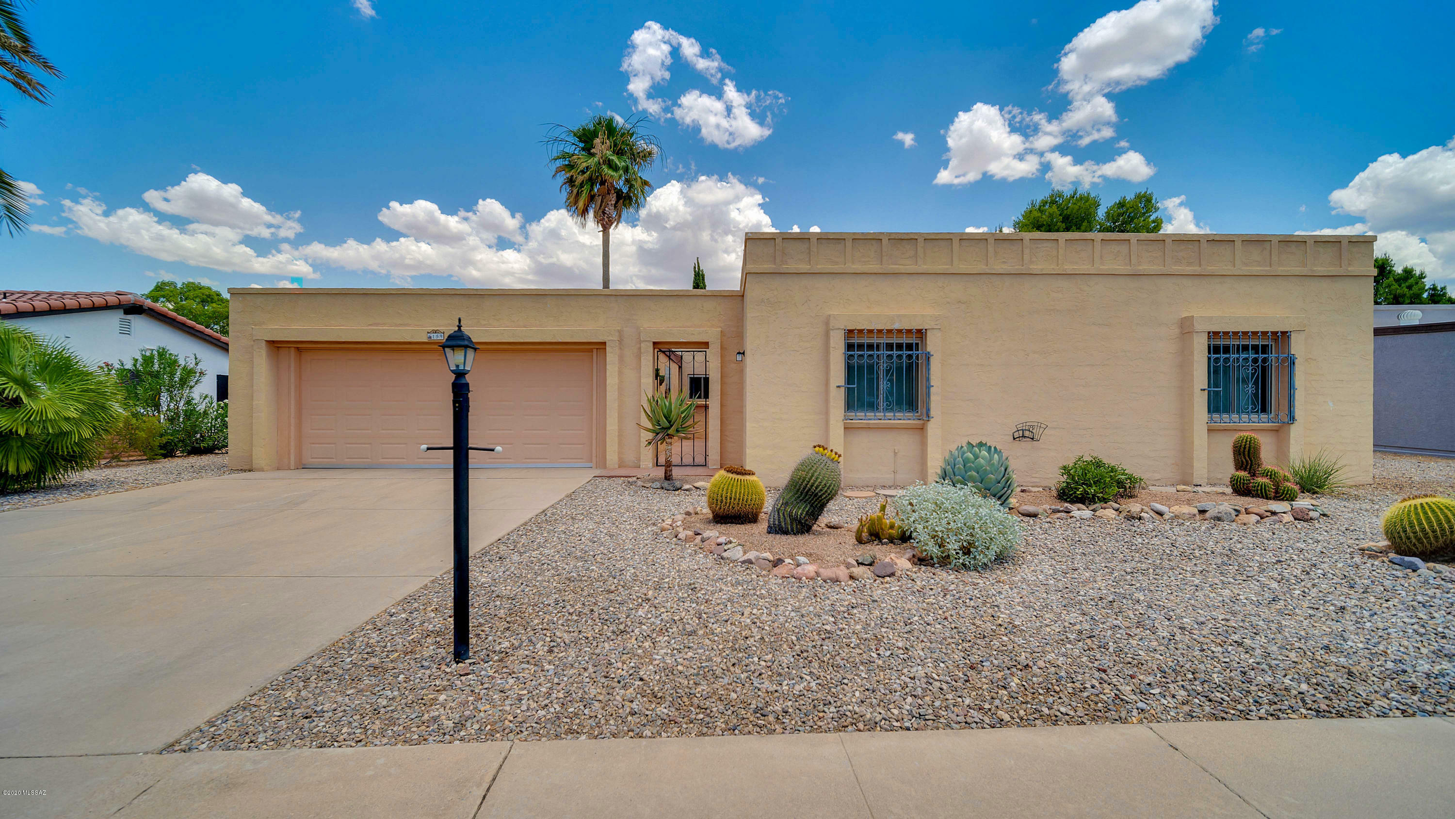 Property Photo:  159 E Paseo De Golf  AZ 85614 