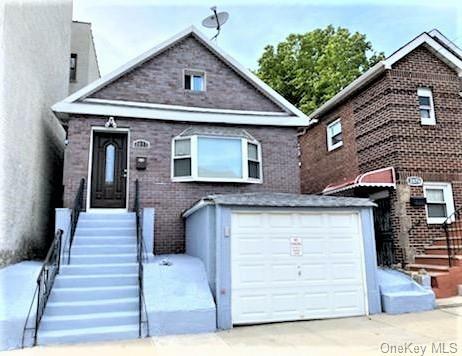 Property Photo:  2877 Roberts Avenue  NY 10461 