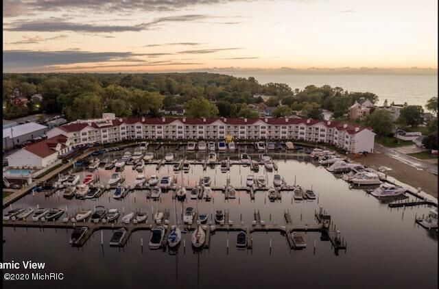 Property Photo: 600 W Water Street MI 49117