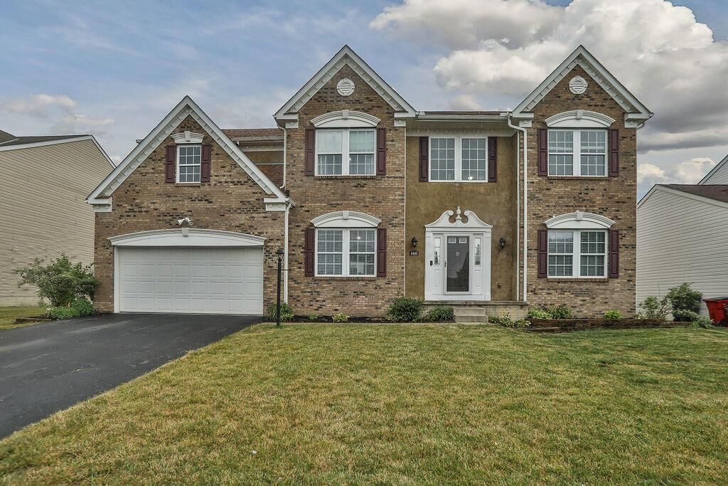 Property Photo: 4440 Orangeberry Drive OH 43123