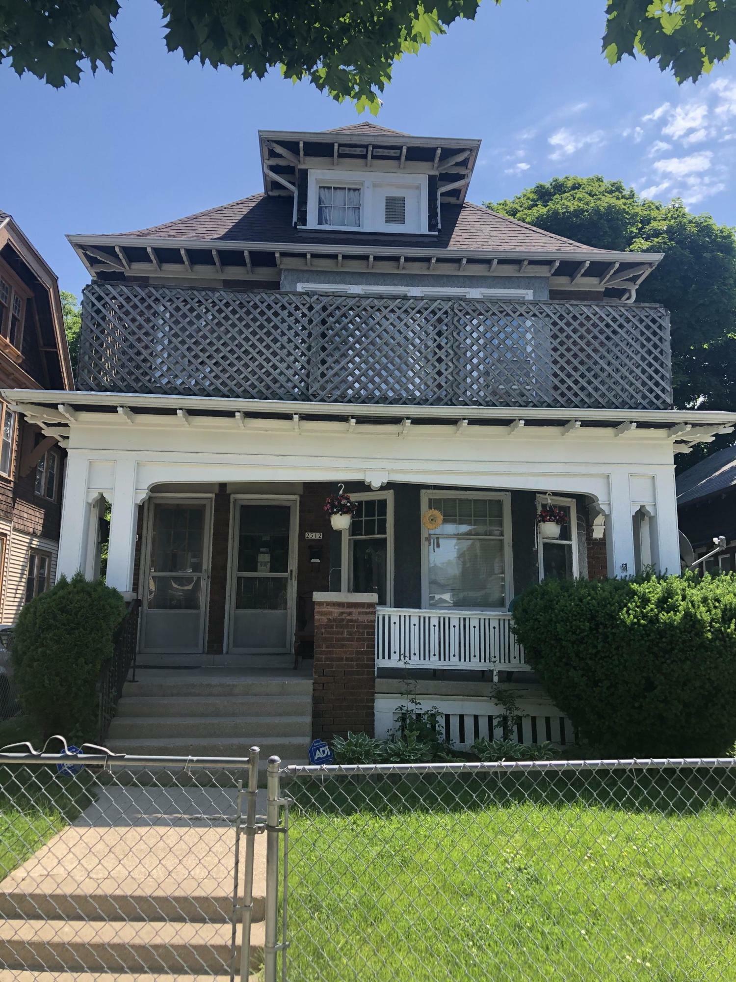 Property Photo:  2512 N 45th St 2514  WI 53210 