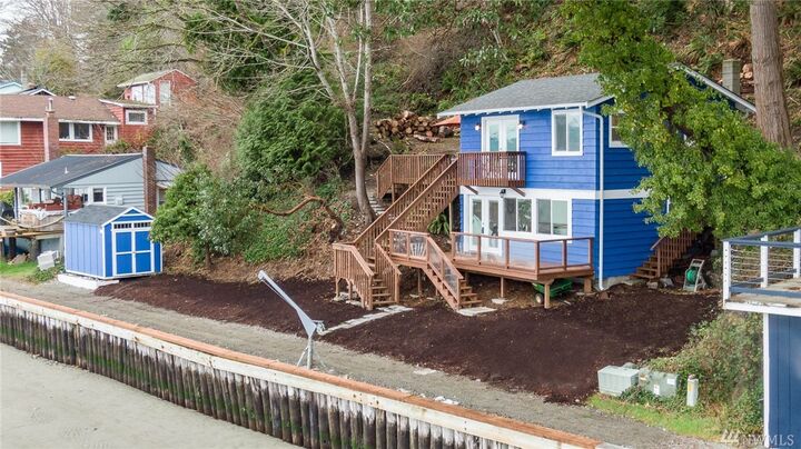 25818  Bates Walk  SW  Vashon WA 98070 photo