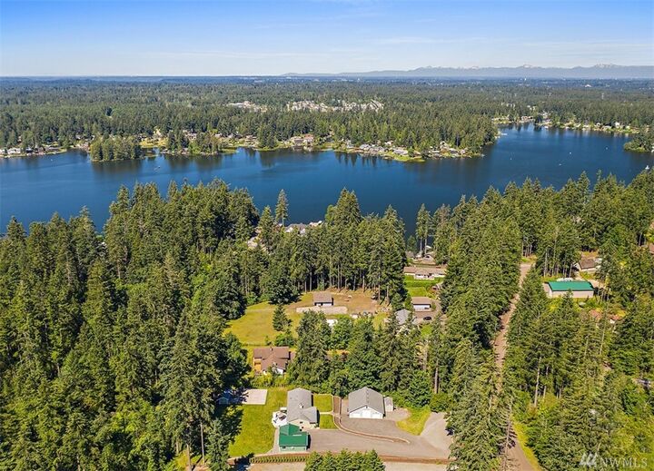 Property Photo:  23515 SE 299th Street  WA 98010 