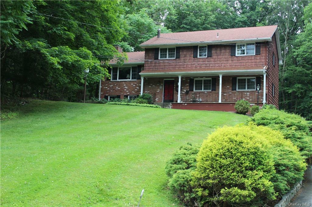 Property Photo:  19 Pinecrest  NY 10990 