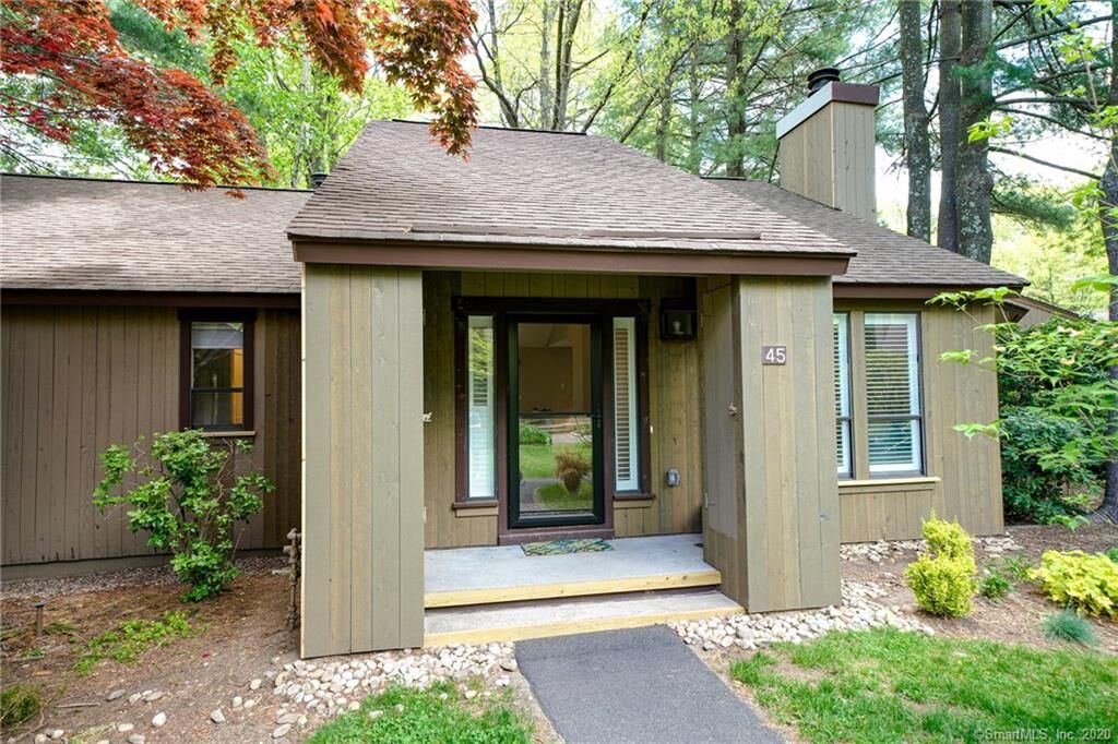 Property Photo:  45 Byron Drive 45  CT 06001 