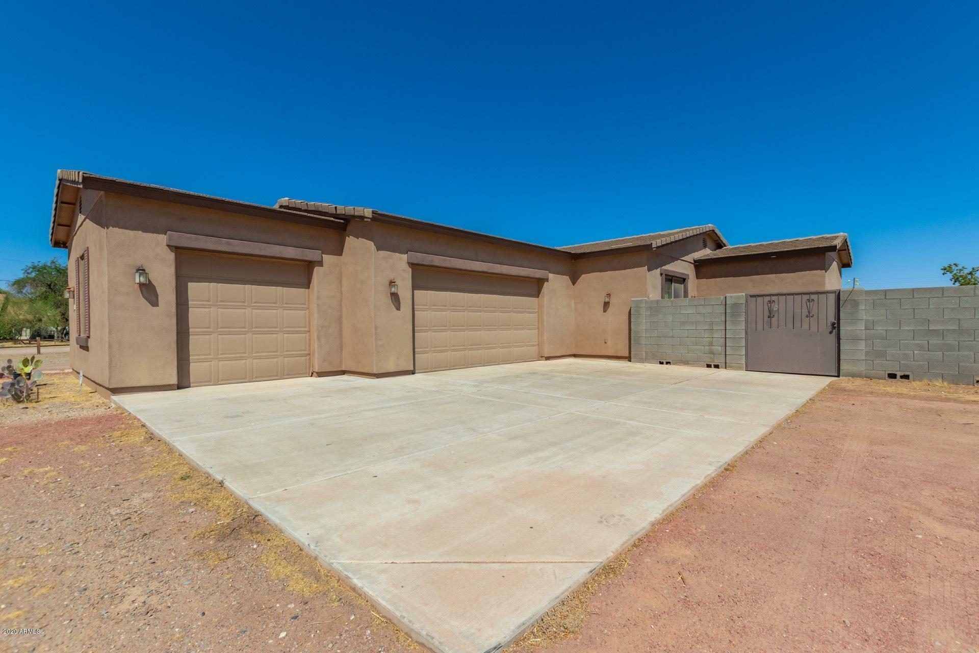 Property Photo: 27313 N 148th Drive AZ 85387