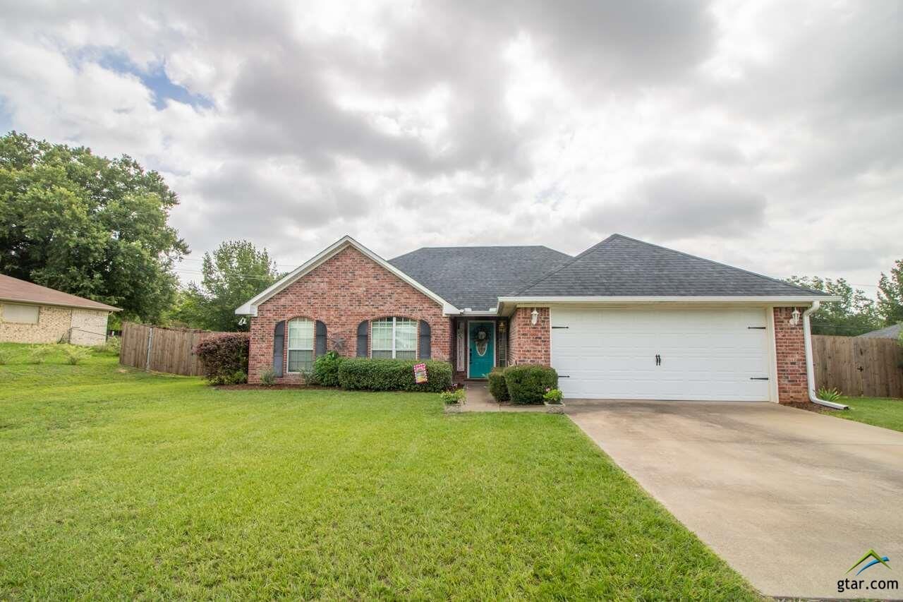 Property Photo:  910 Karen Drive  TX 75771 