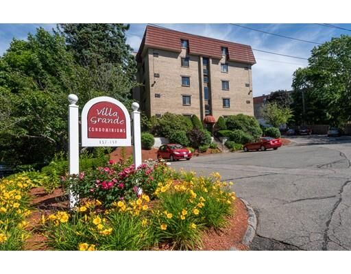 Property Photo: 159 Franklin St C4 MA 02180