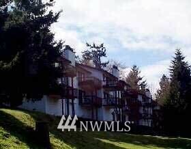 Property Photo:  130 E North Camano Drive 14  WA 98282 