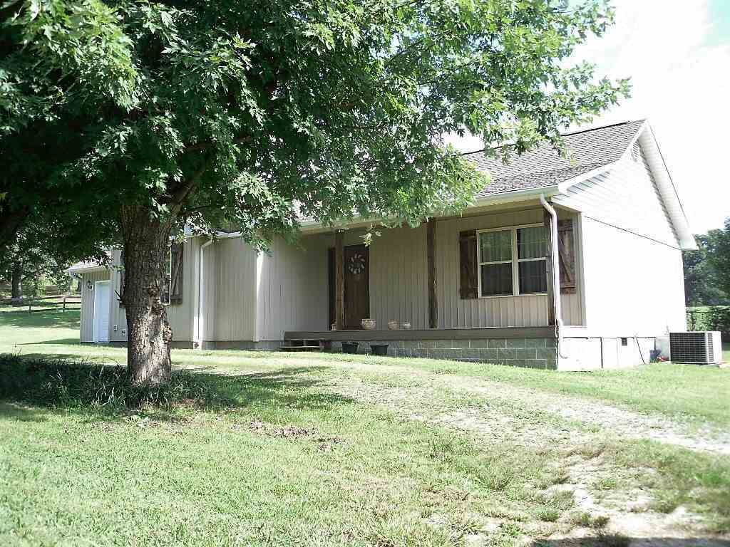 Property Photo: 369 County Road 525 TN 37303