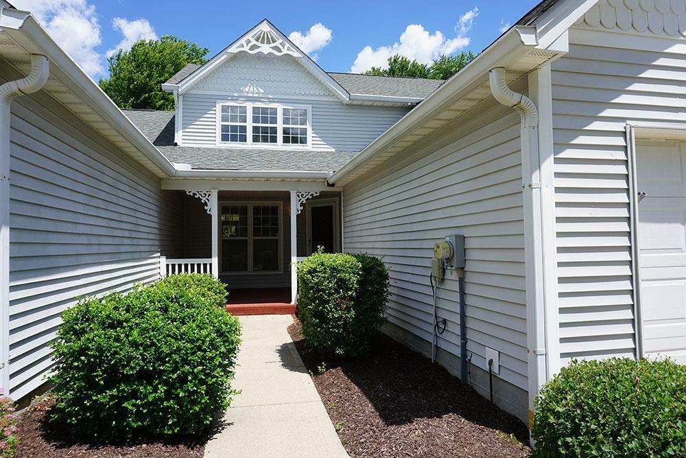 Property Photo: 7602 Lake Pointe OH 45039