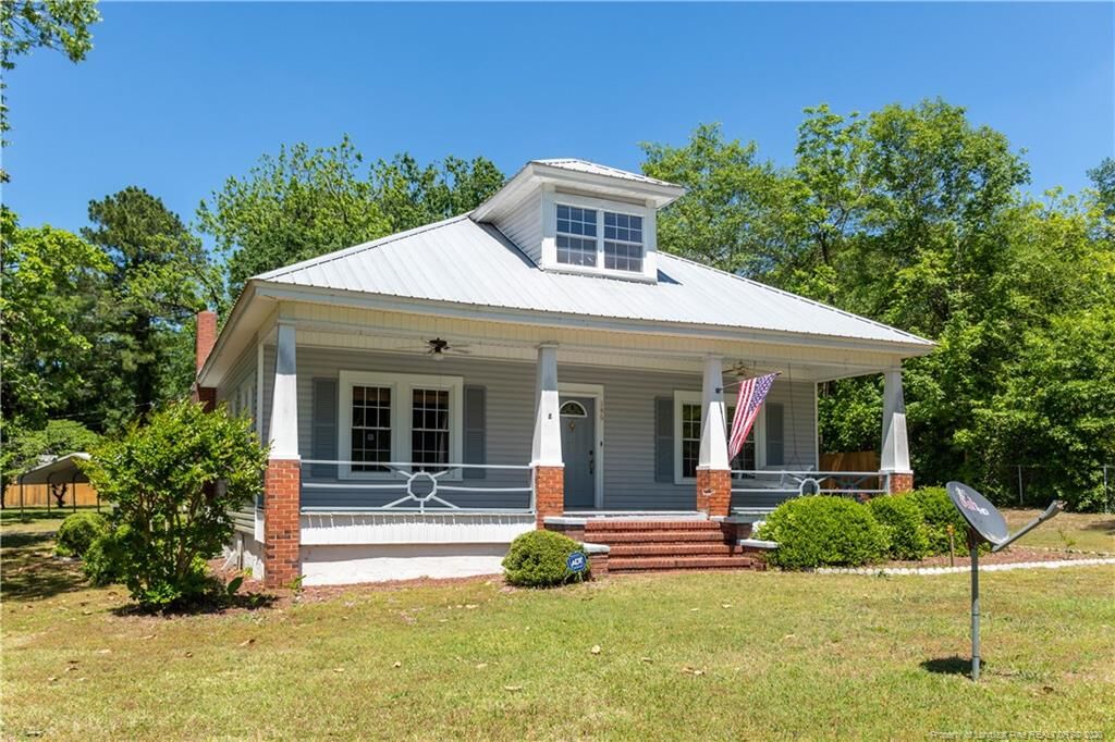 Property Photo:  146 McPherson Street  NC 28326 