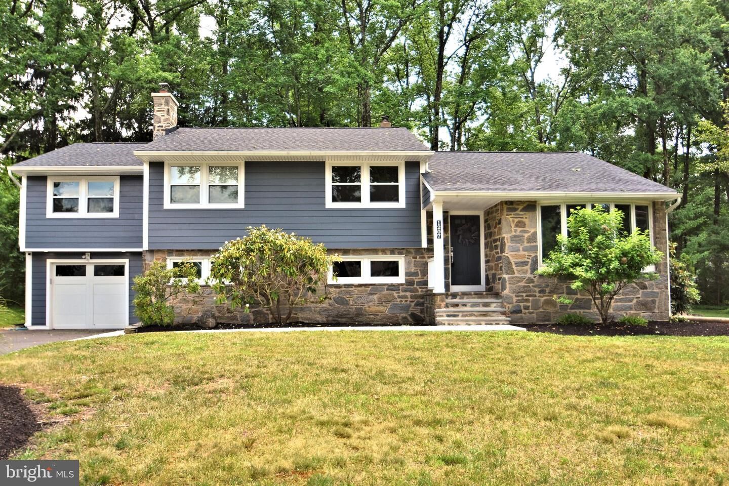 Property Photo:  1207 Birch Avenue  PA 19067 