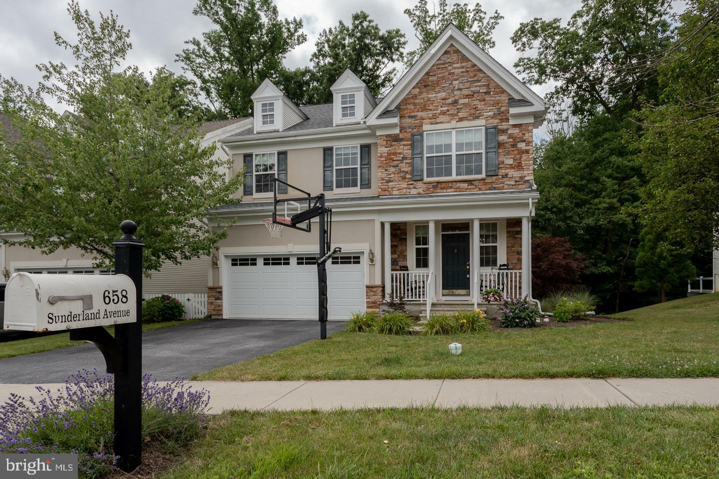 Property Photo: 658 Sunderland Avenue PA 19425