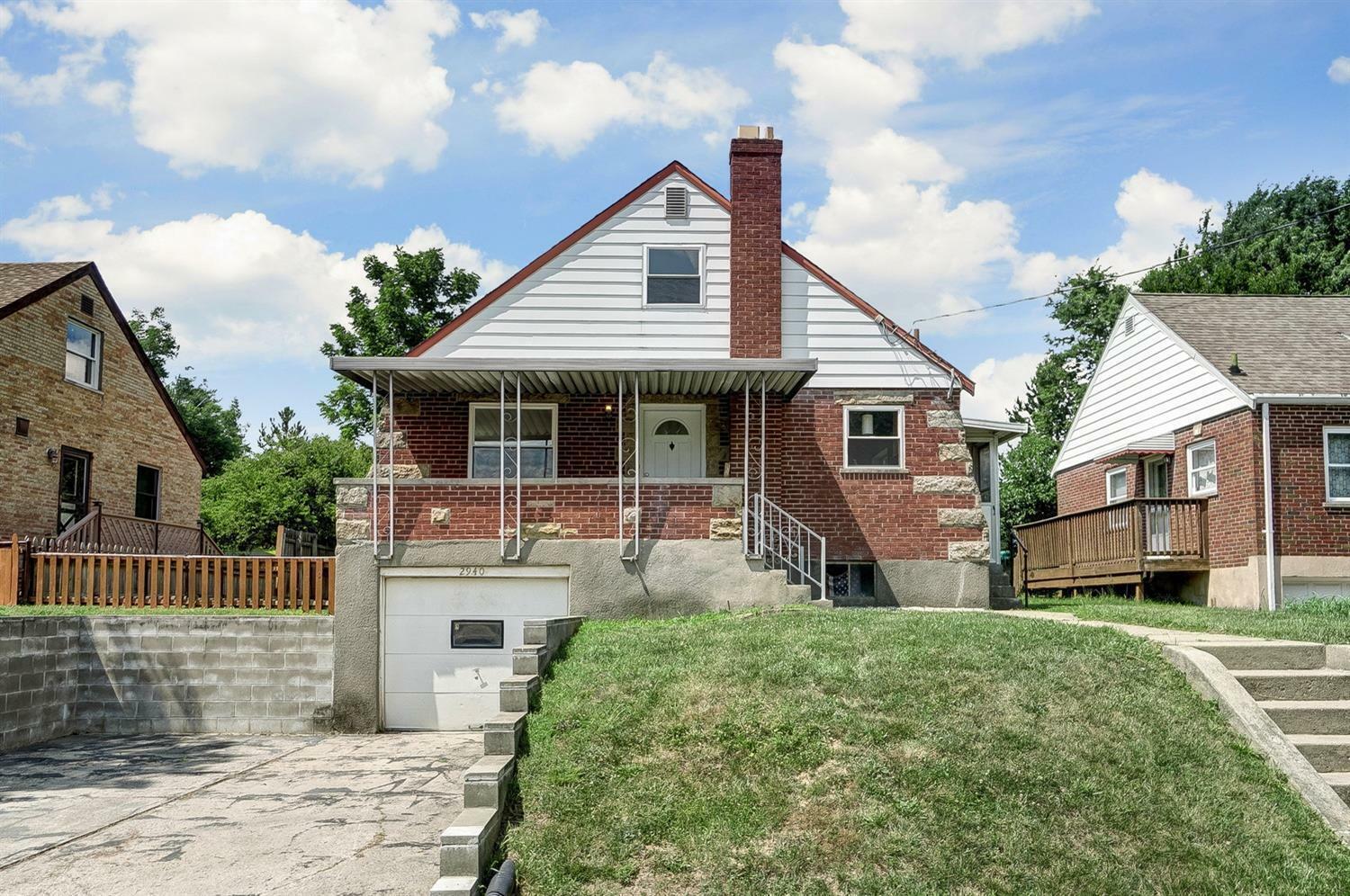 Property Photo:  2940 Sheldon Ave  OH 45239 