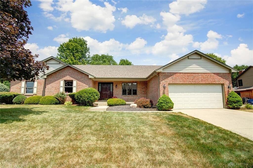 Property Photo:  7154 Thundering Herd Place  OH 45415 