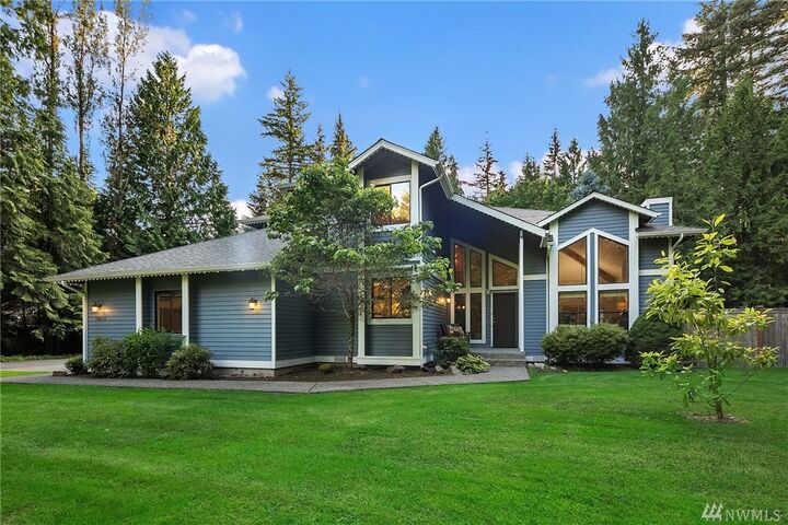 Property Photo: 19613 226th Ave NE WA 98077