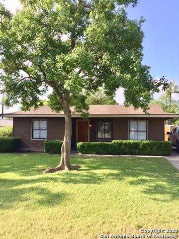 Property Photo: 622 Byrnes Dr TX 78209