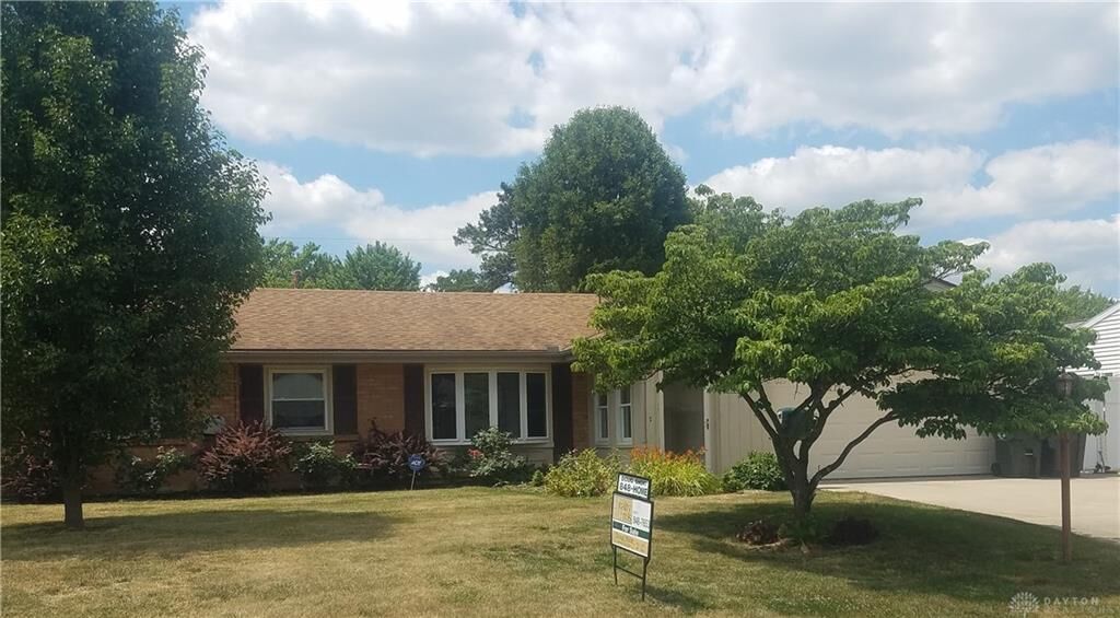 Property Photo: 3214 Gardenia Drive OH 45449