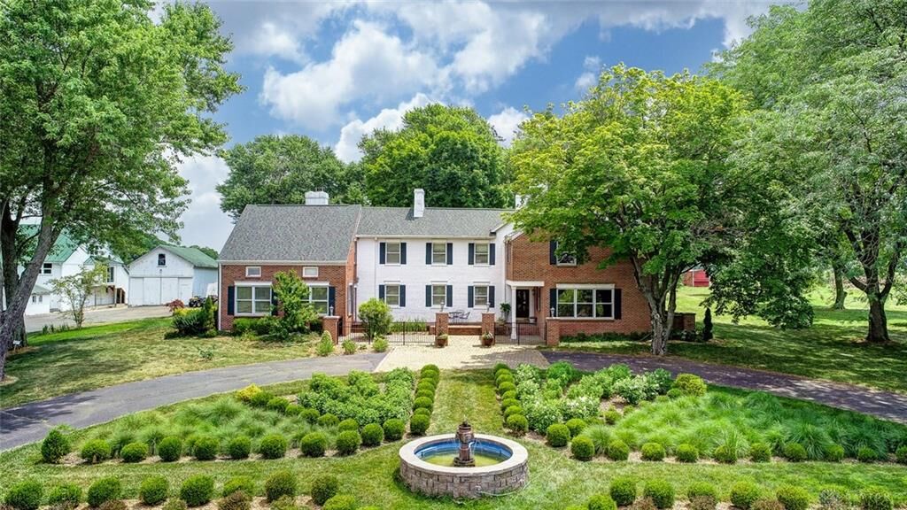 Property Photo: 5894 Bunnell Hill Road OH 45036