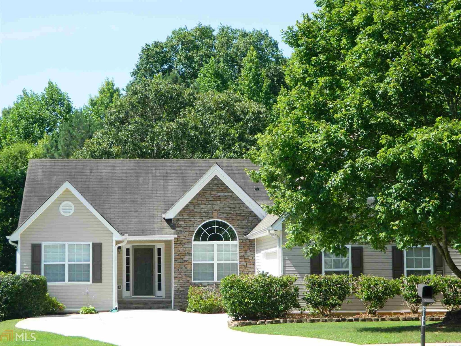 Property Photo: 5148 Yellow Stone Dr Lot 13 GA 30542