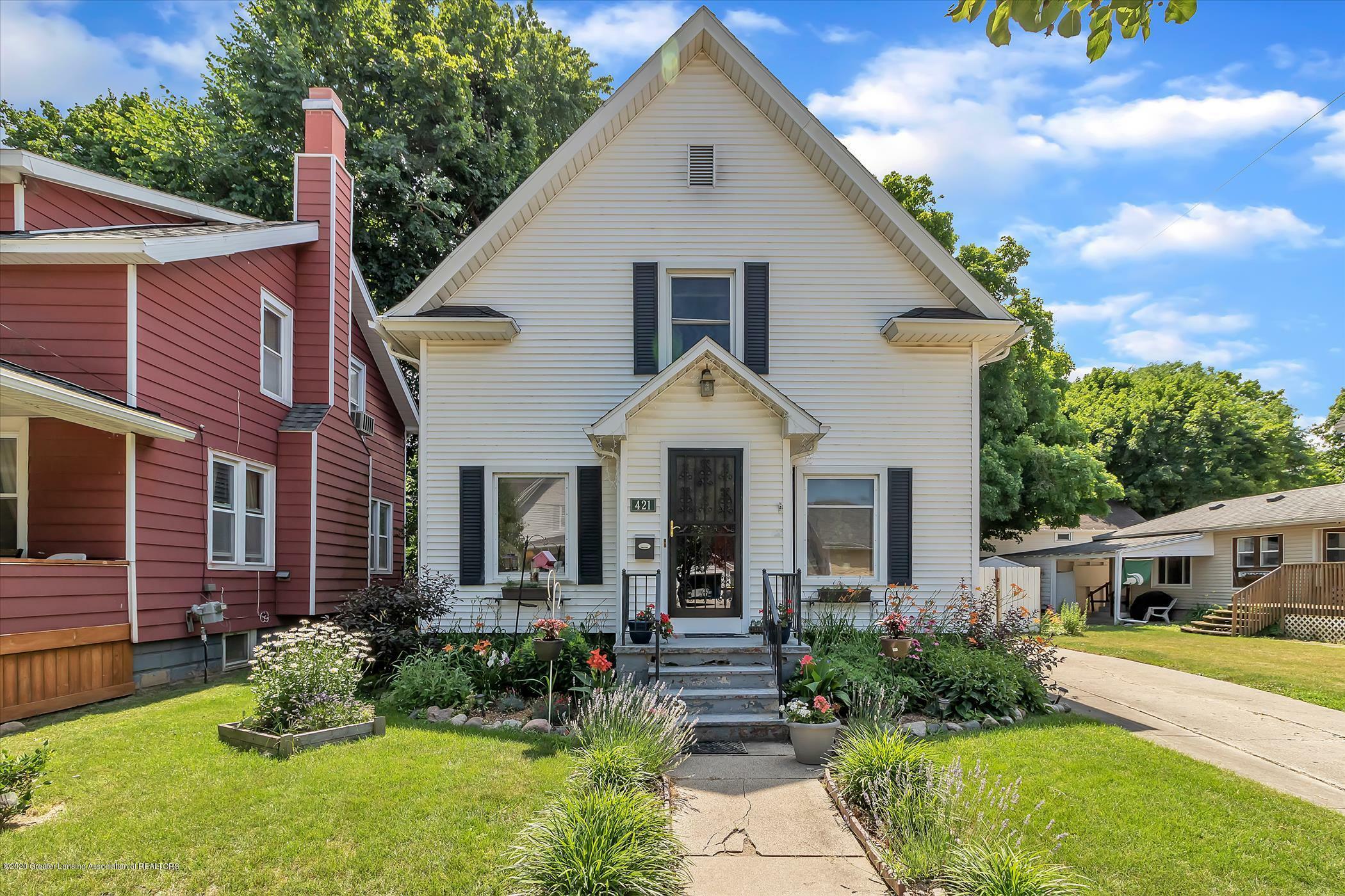 Property Photo:  421 Taylor Street  MI 48837 