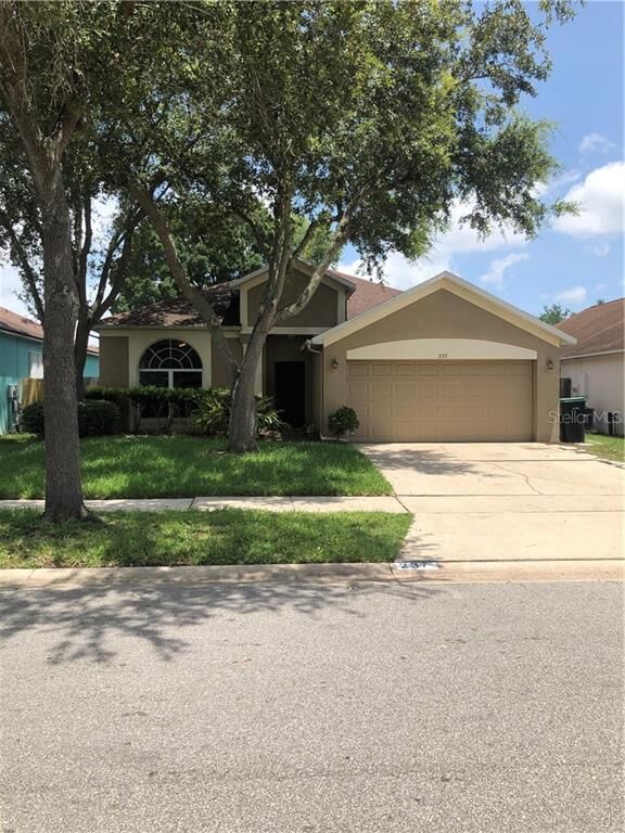 Property Photo:  237 White Marsh Circle  FL 32824 