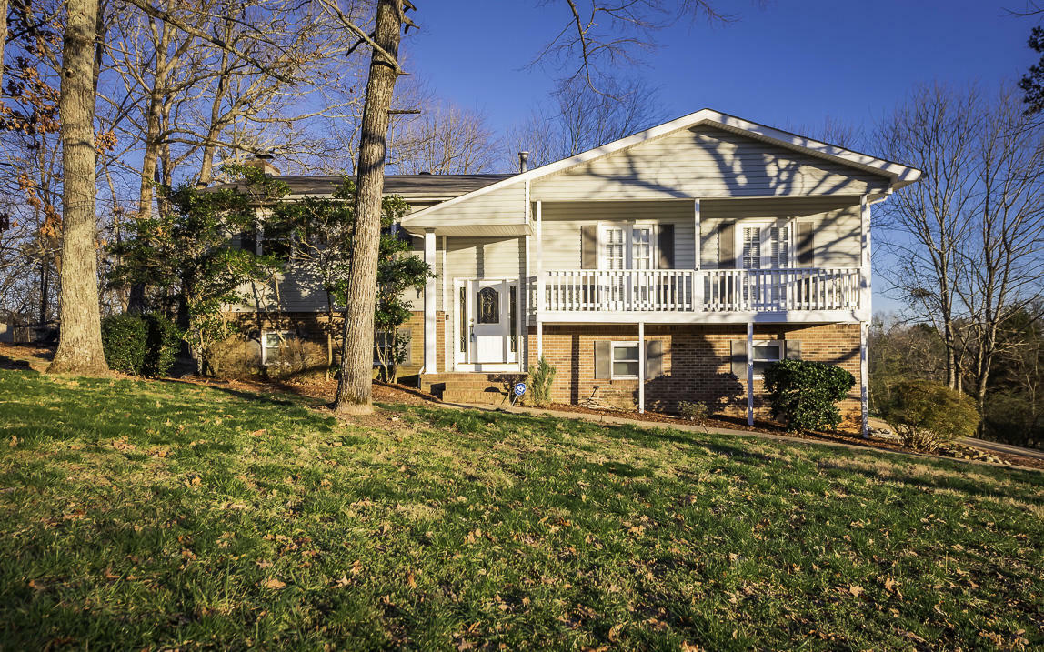 6504 Lake Meadows Dr  Hixson TN 37343 photo