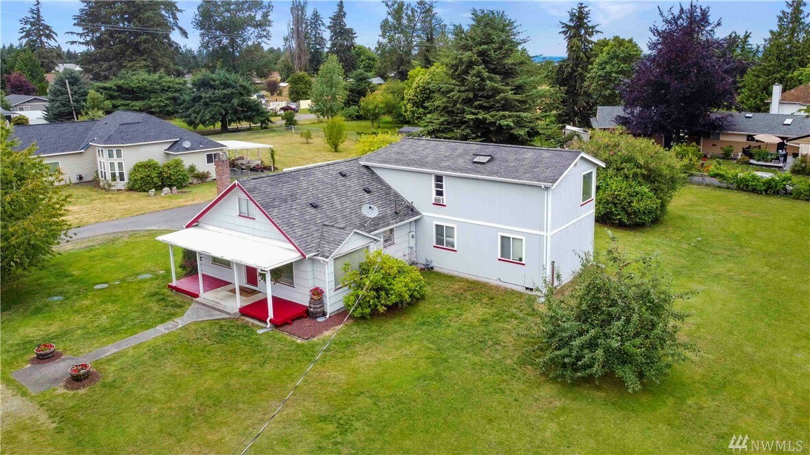 Property Photo:  4607 53rd St E  WA 98433 