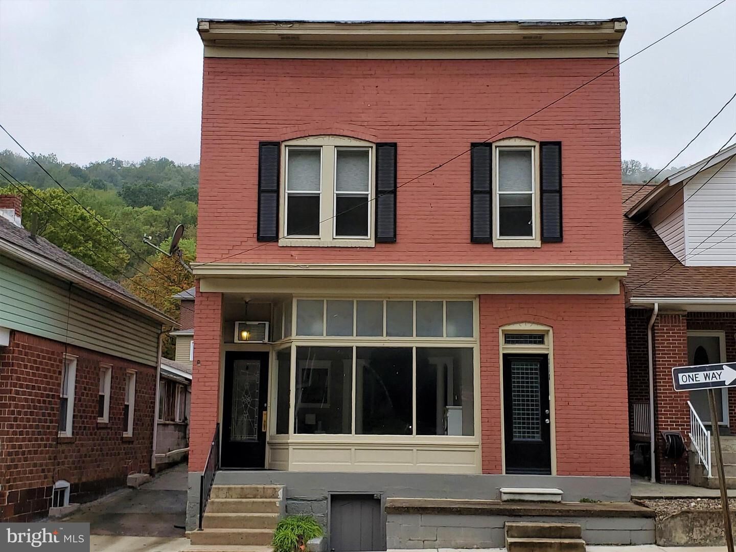 Property Photo: 718 Frederick Street MD 21502