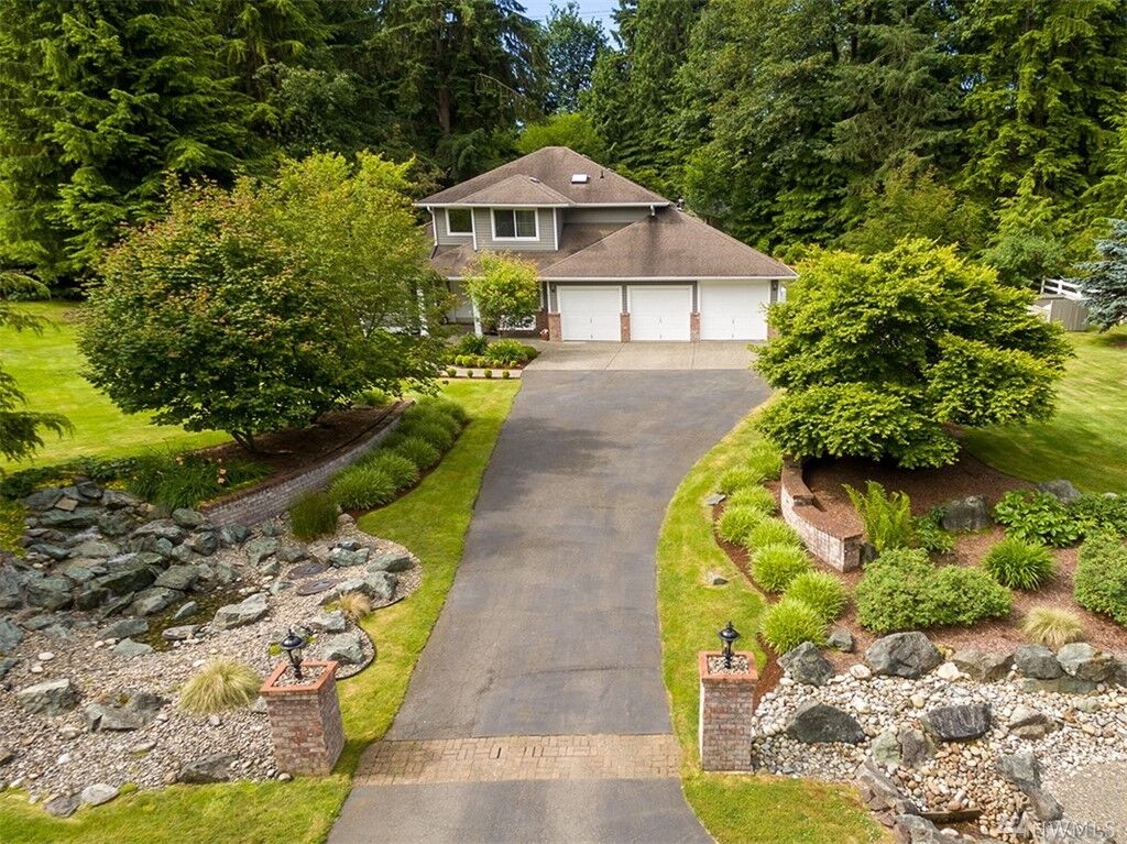 Property Photo:  18804  88th Place SE  WA 98290 