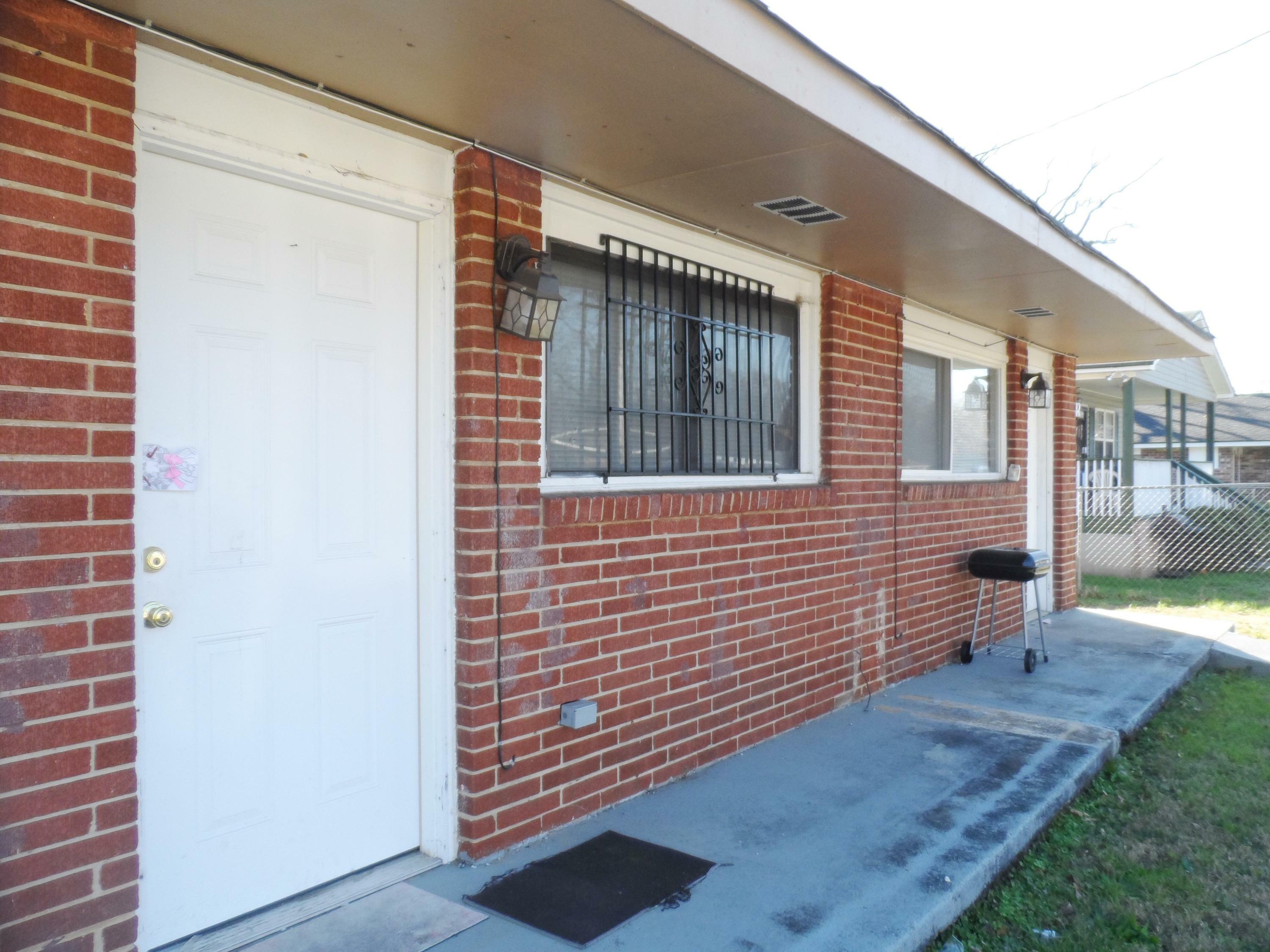 Property Photo:  1008 N Hawthorne Street St  TN 37406 