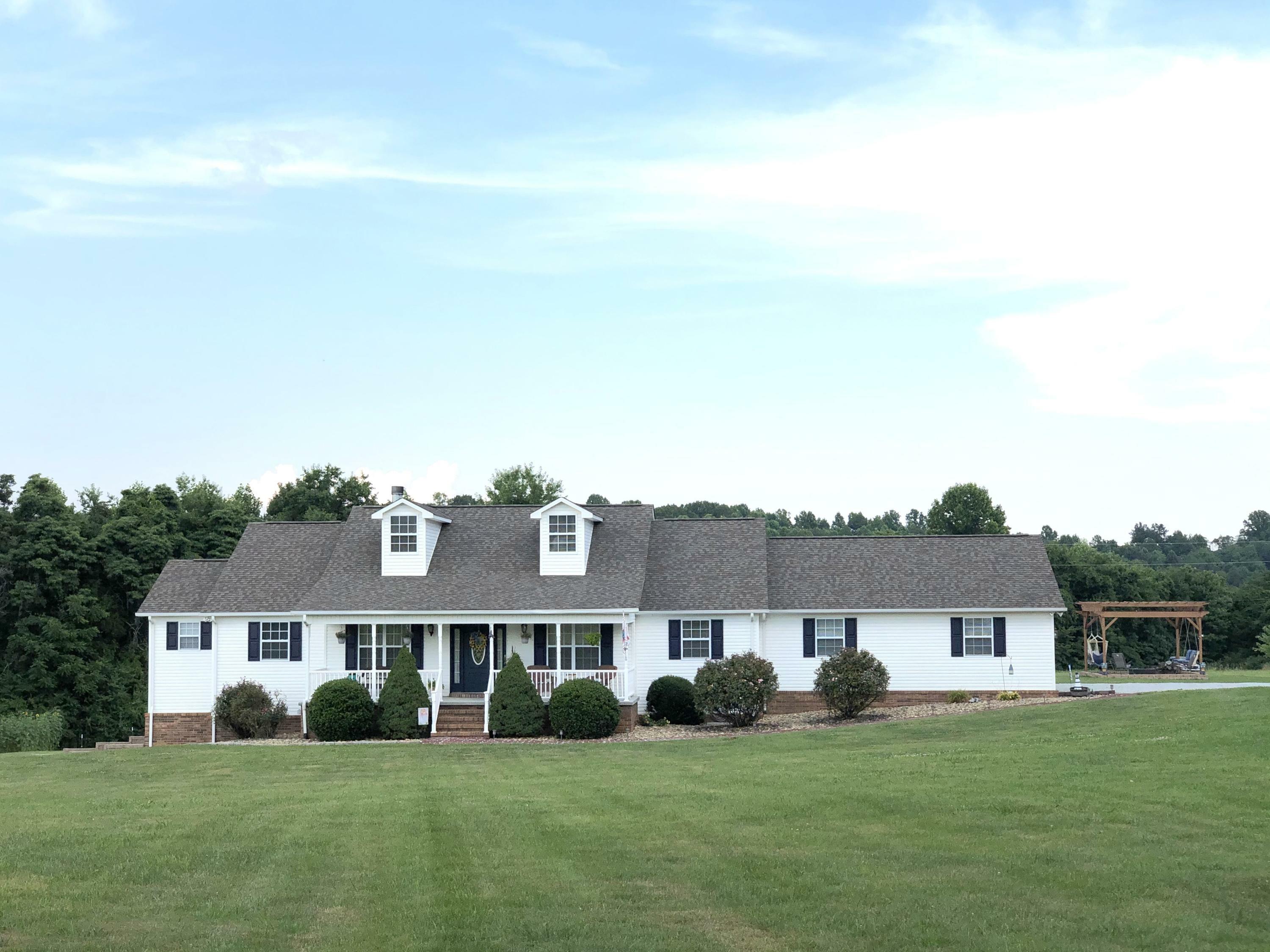 Property Photo:  2803 Pinecrest Rd  TN 37757 