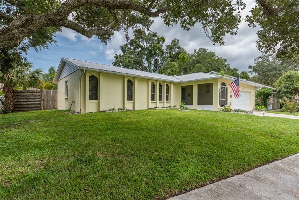 Property Photo:  2340 Tall Oak Court  FL 34232 