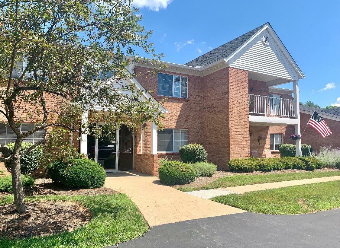 Property Photo: 3228 Heritage Square Dr 40 OH 45251