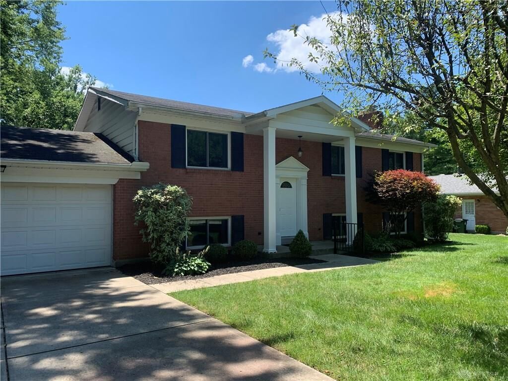 Property Photo: 648 Deptford Avenue OH 45429