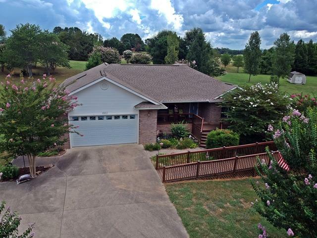 Property Photo: 662 County Road 261 AL 35772